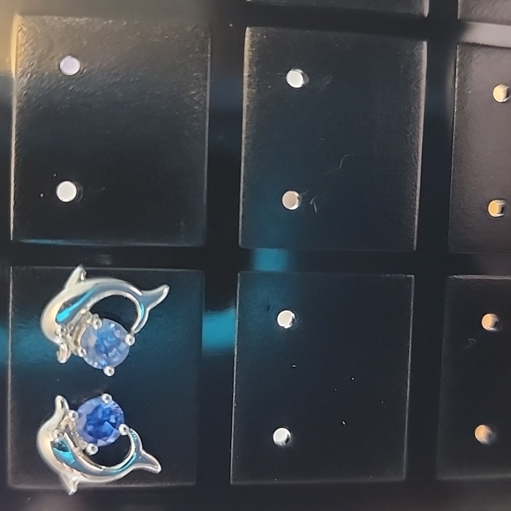 Blue Rhinestone Decor Dolphin Design Stud Earrings. FIRM PRICE